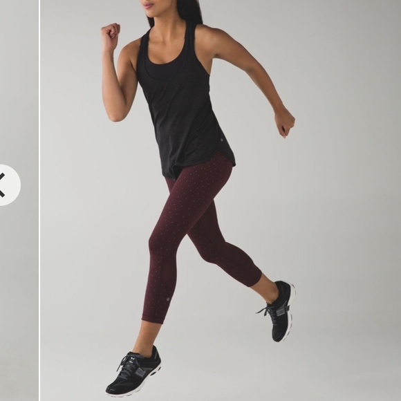 Lululemon Pace Rival Crop Burgundy Color Size 6 - Picture 3 of 9
